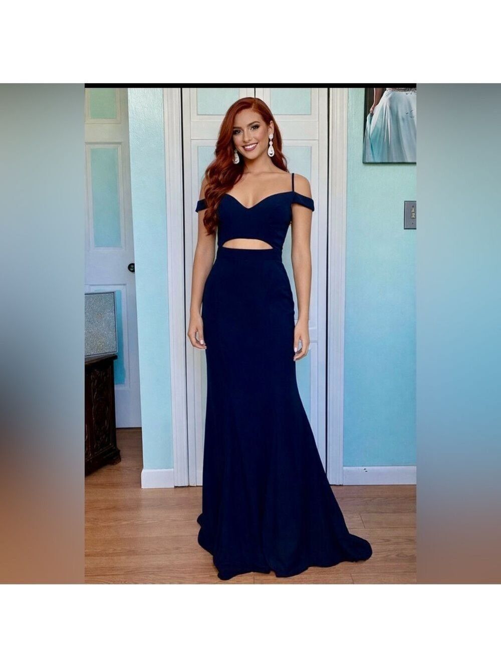 Navy size 4 Gown prom cruise gala stretch off the shoulder gown dress NWT